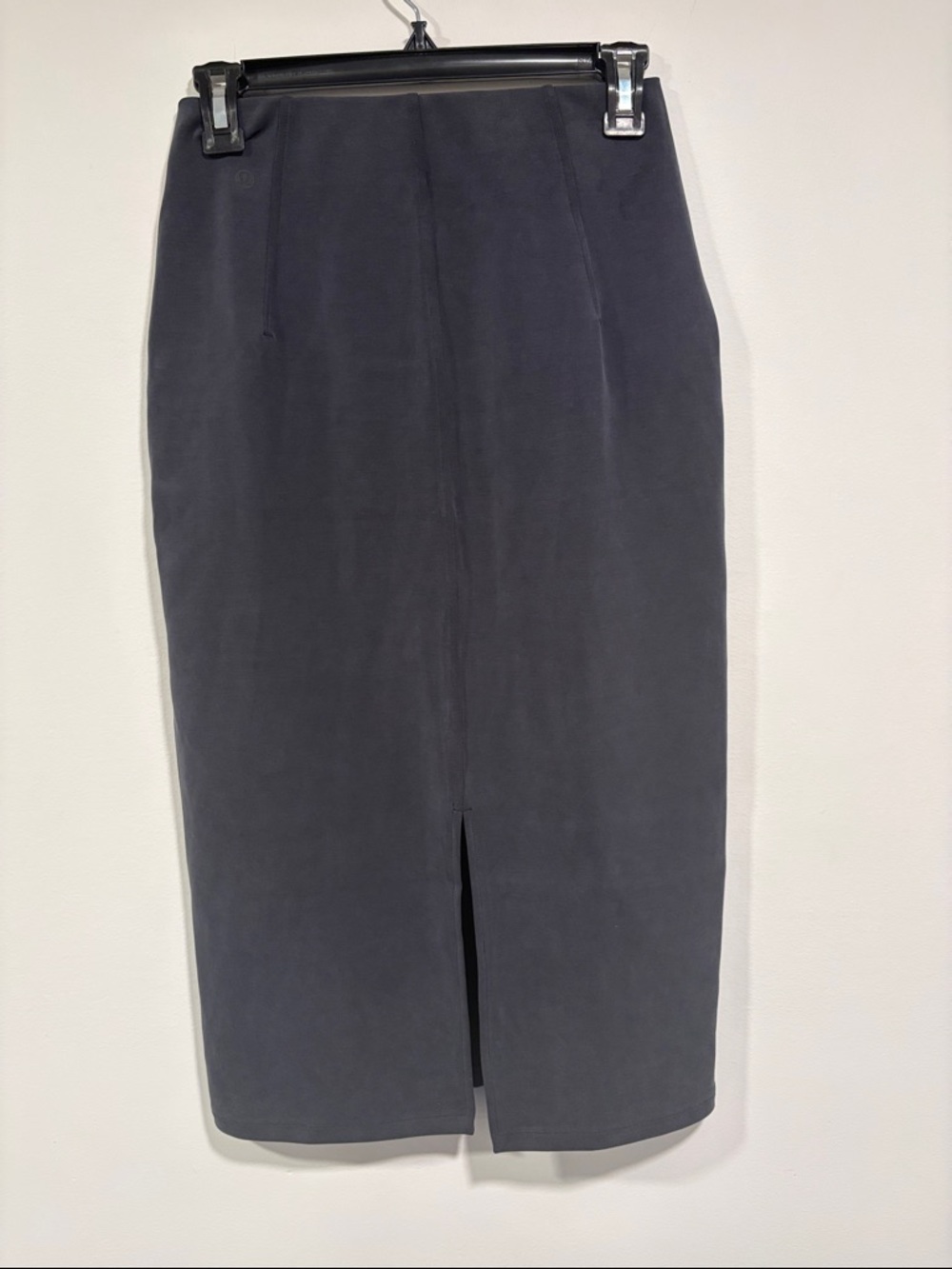 New without tags Lululemon Softstreme High-Rise Midi Skirt - Picture 3 of 7
